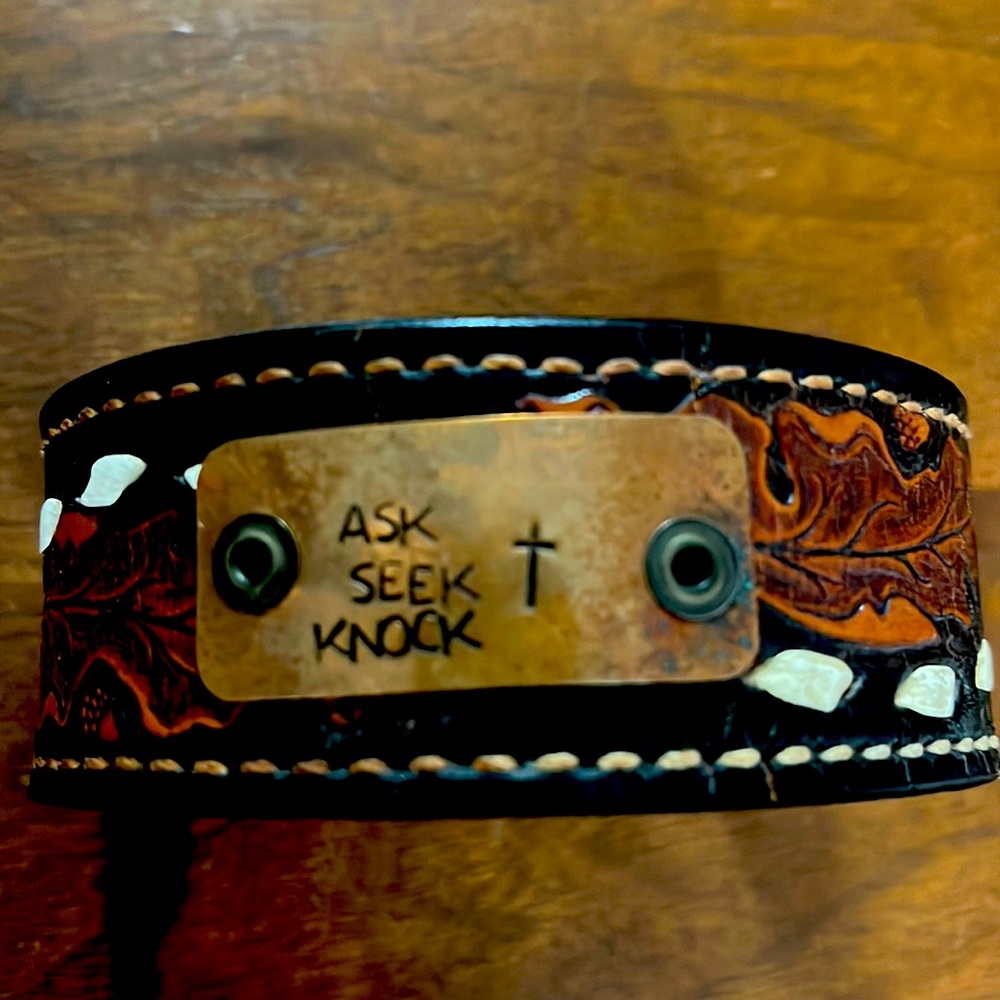 Leather snap Bracelet